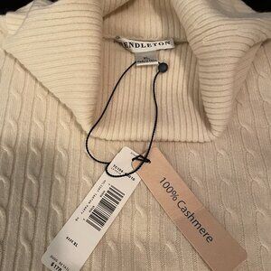 NWT Pendleton 100% Cashmere Sweater